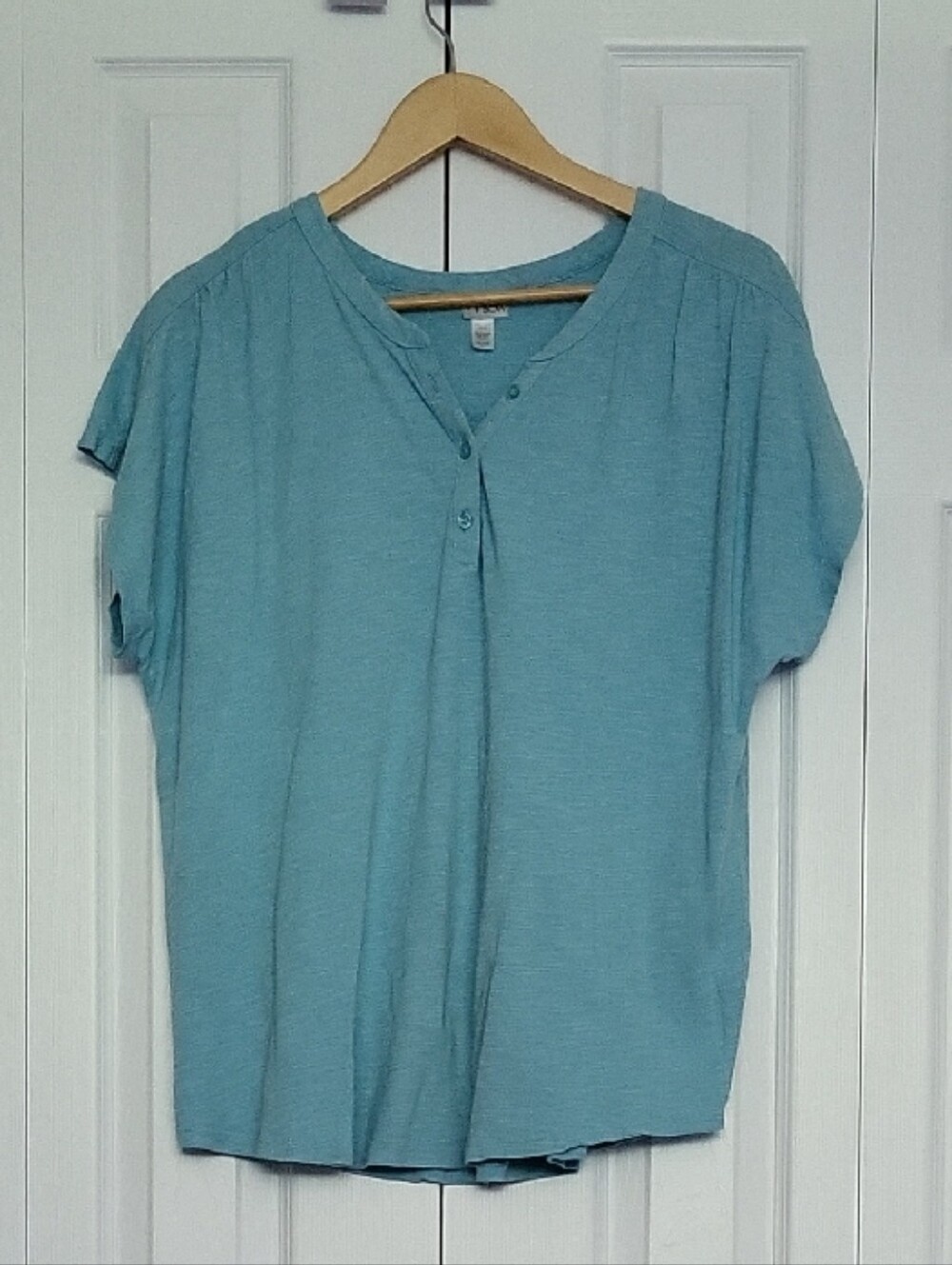 ⭐️3/$25⭐️ Black Bow Short Sleeve Heathered Blue Henley Women's Relaxed Top Sz XL